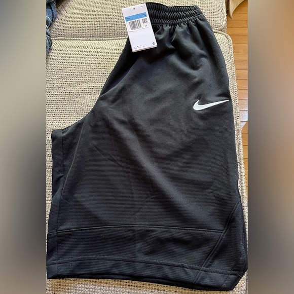 Nike Men’s Dri-Fit Basketball Shorts Size 2XL, & M Color Black NWT - Picture 8 of 9